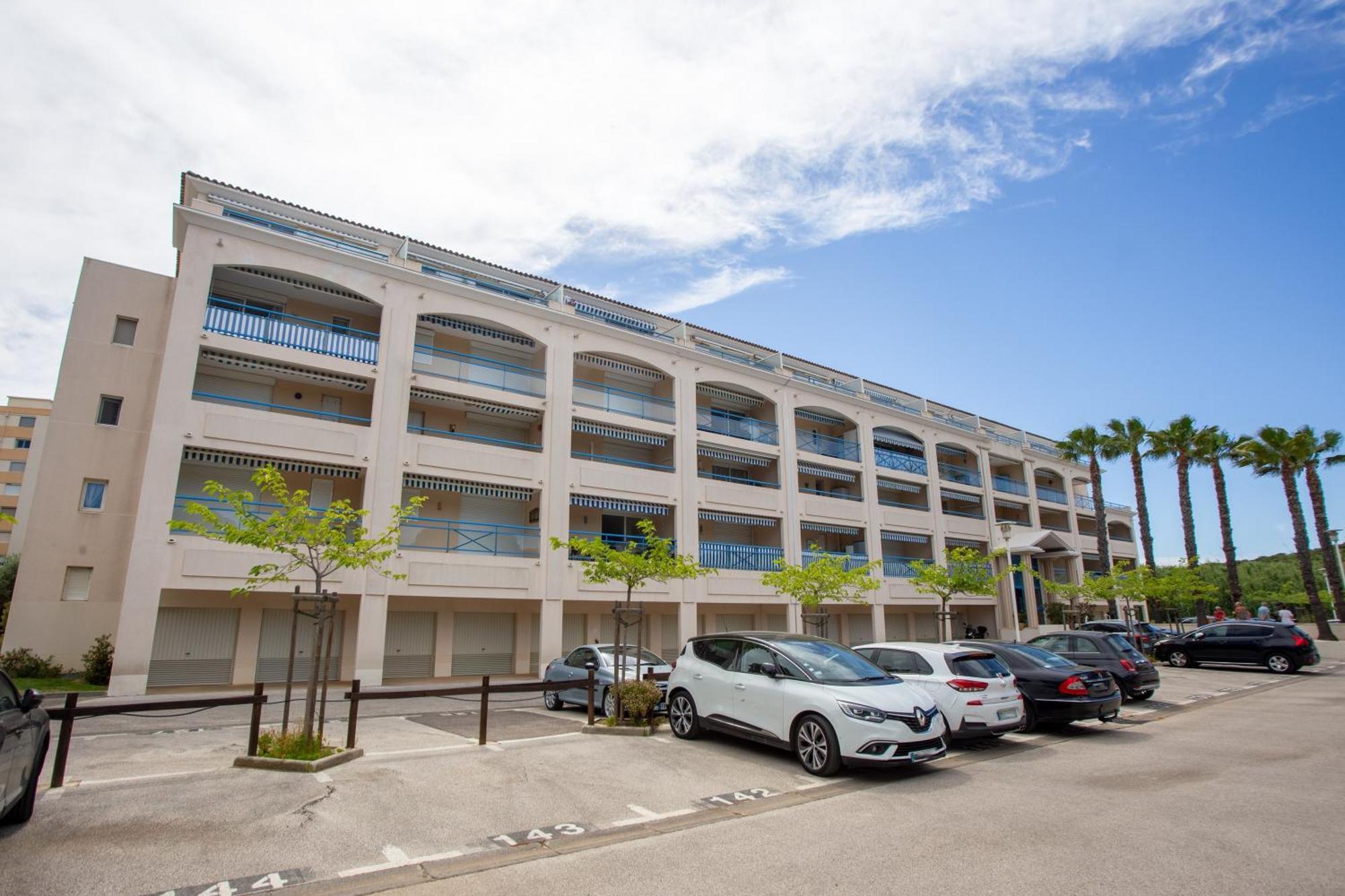 Lou Estrella - Appt 4P Avec Piscine Proche Plage Le Lavandou Exterior photo